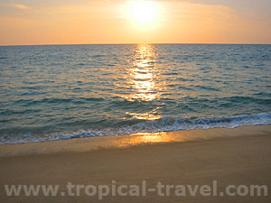 Khao Lak, Thailand - tropical-travel.com