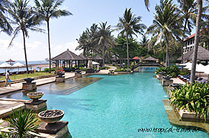 Ein Pool auf Bali