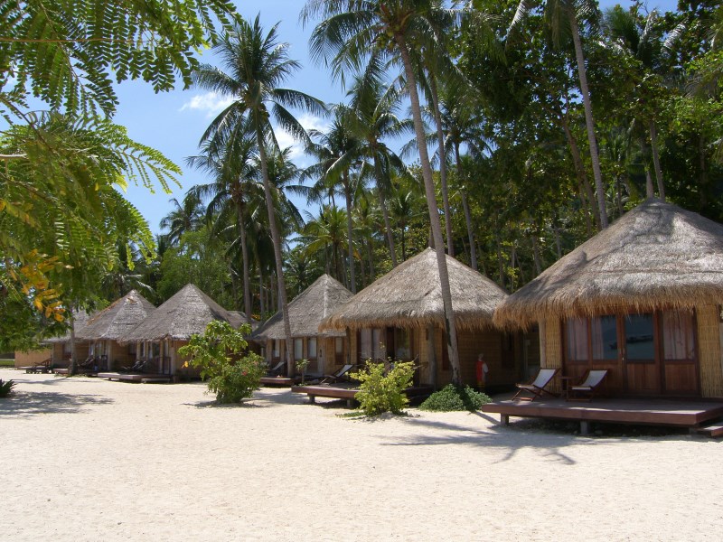 Koh Ngai &copy; tropical-travel.com