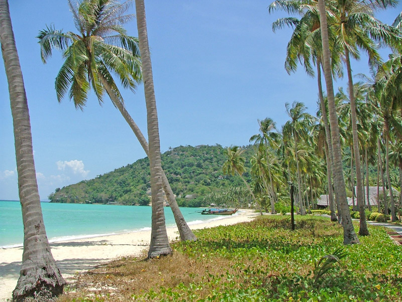 Koh Phi Phi &copy; tropical-travel.com