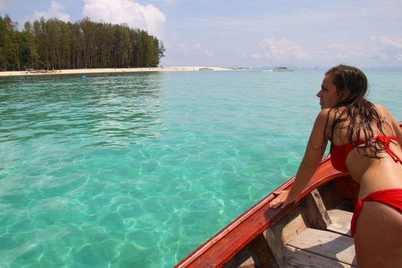 Koh Phi Phi &copy; tropical-travel.com