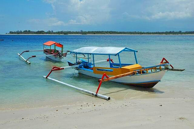 Lombok - Jpatokal, https://commons.wikimedia.org Lombok